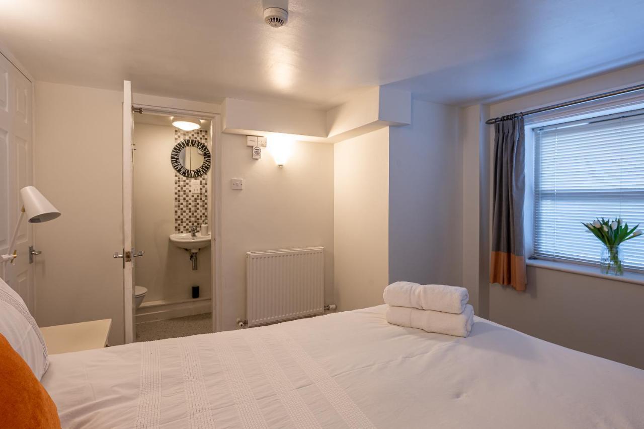 Stunning 5 Bedroom 5 En-Suite Victorian House In Harrogate Exteriör bild