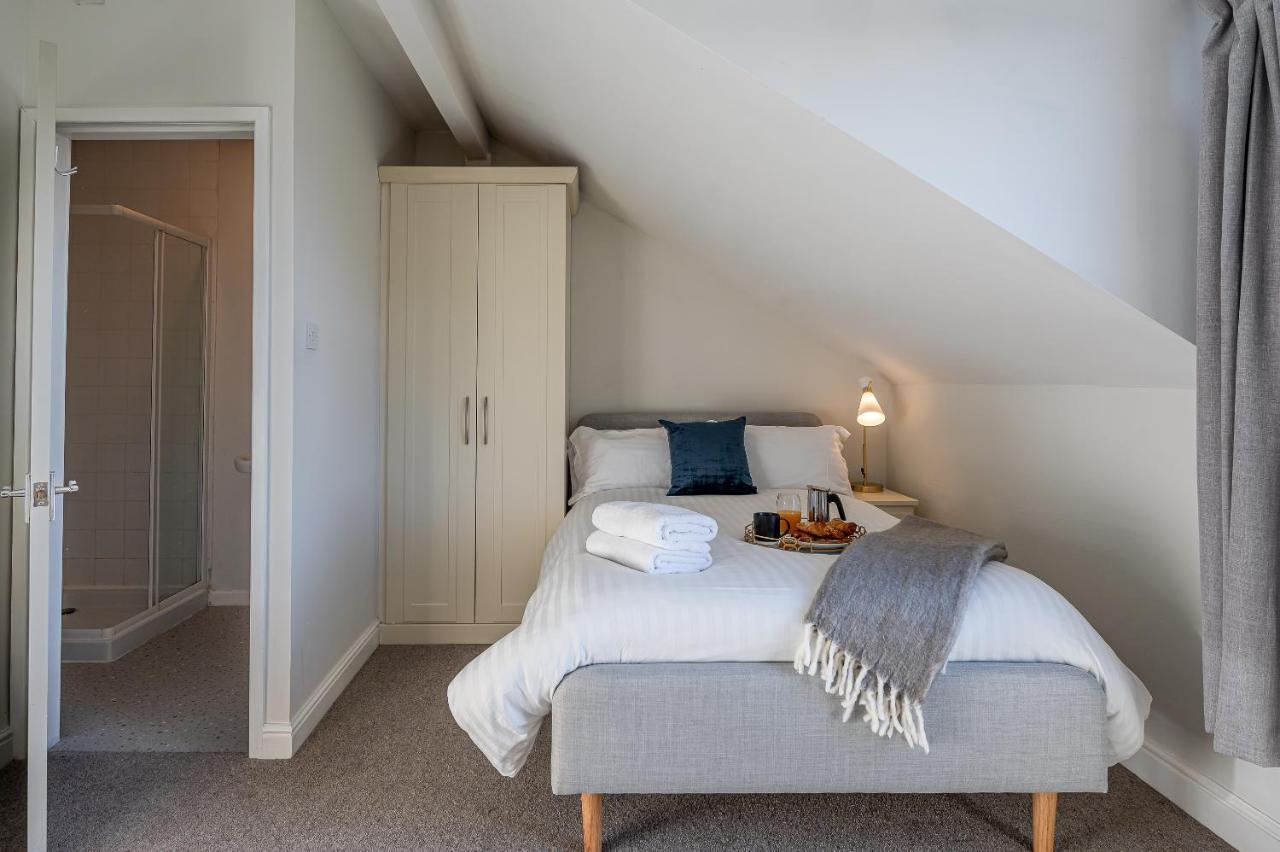 Stunning 5 Bedroom 5 En-Suite Victorian House In Harrogate Exteriör bild